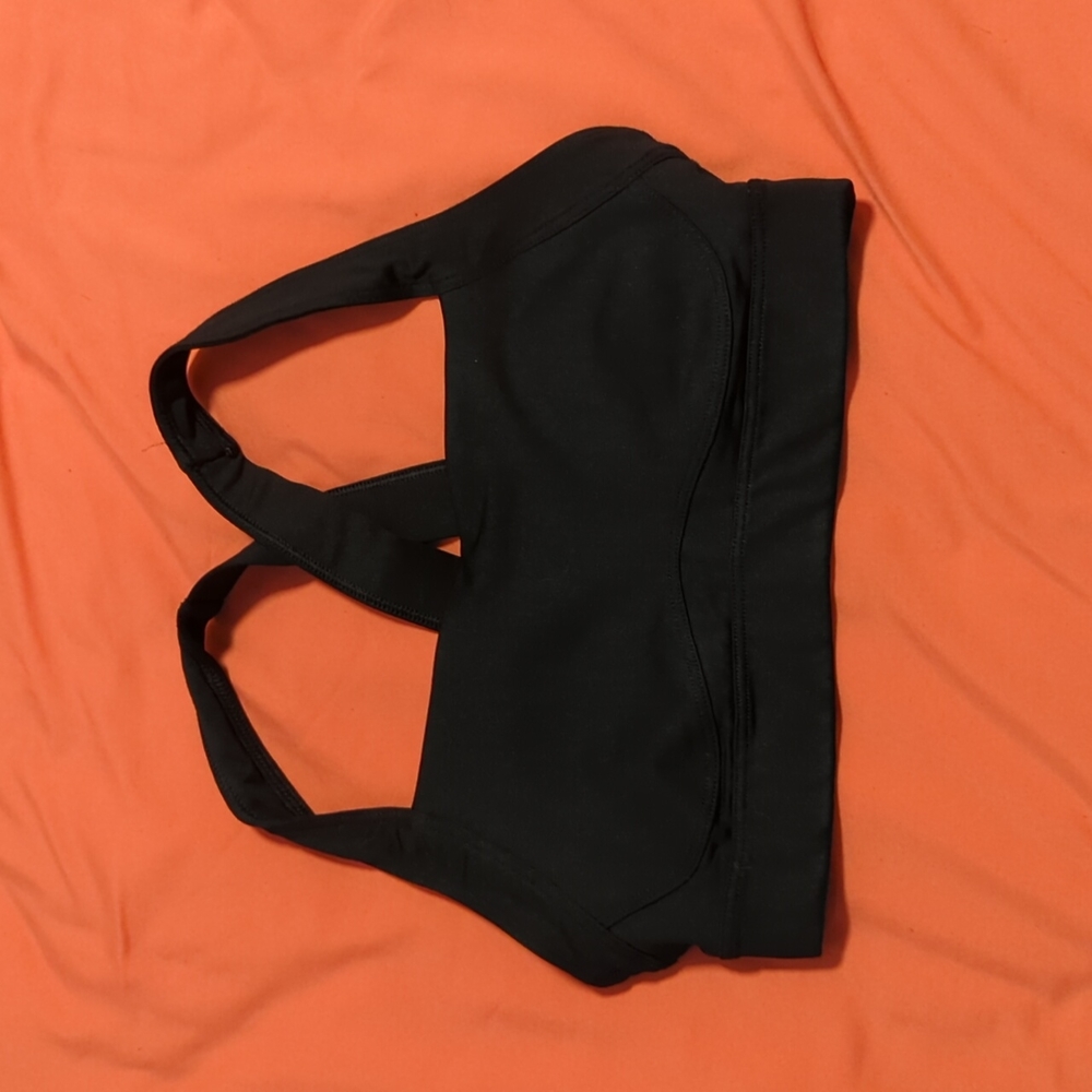 Old Navy Black sports bra